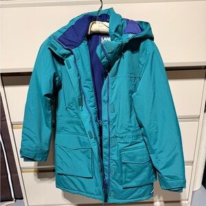 Lands winter jacket the color is like a teal green